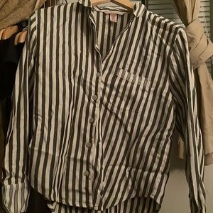 VICTORIAS SECRET grey and white flannel NEVER WORN pajama set